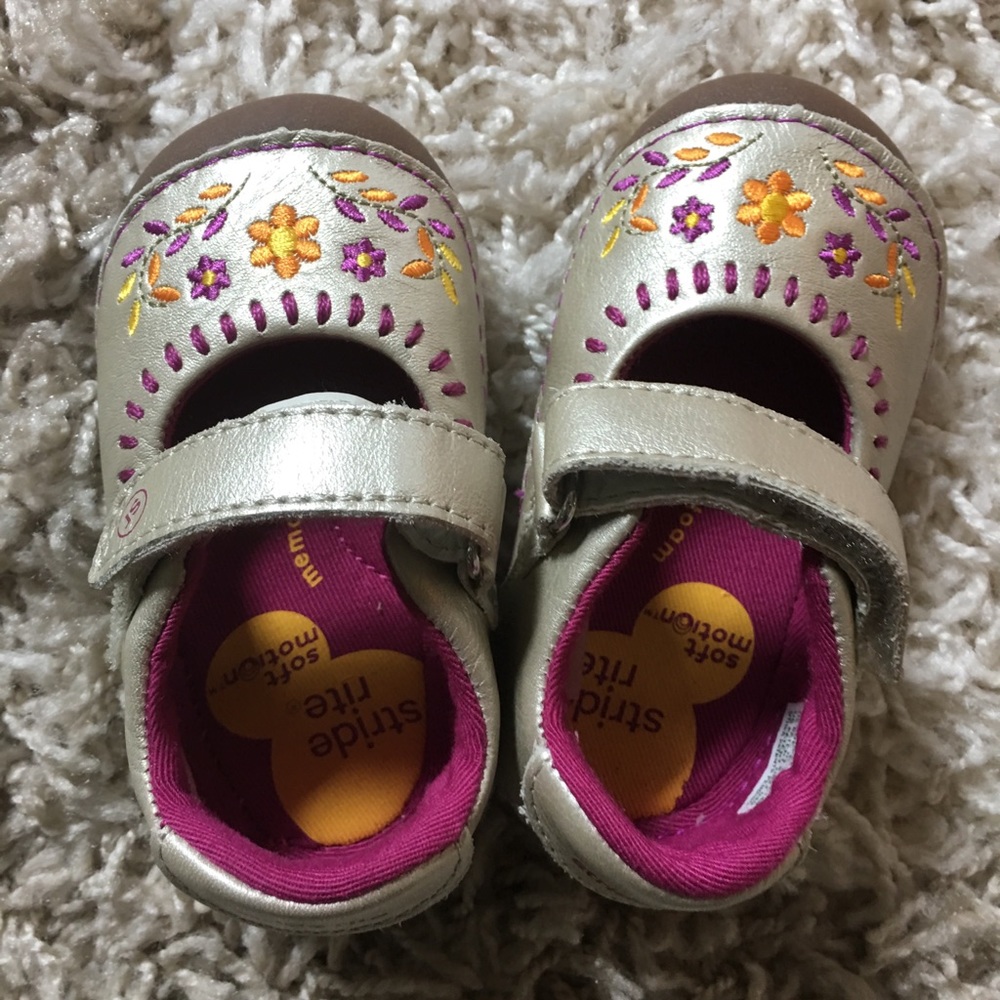 Stride Rite Girls Shoes